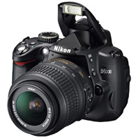 Nikon D5000 или D90