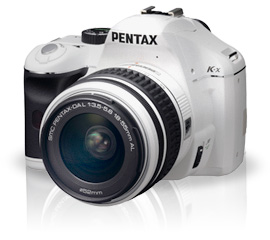 Pentax K-x Kit 18-55 White+Светофильтр Hoya PL-CIR TEC SLIM 52mm