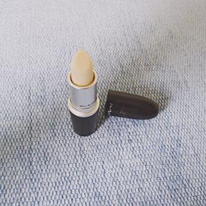 MAC Lip Treatment