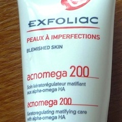 merck exfoliac acnomega 200