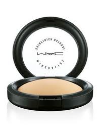 Mineralize Skinfinish Natural M.A.C