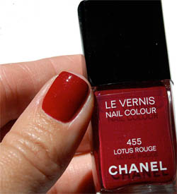 Chanel Lotus Rouge 455