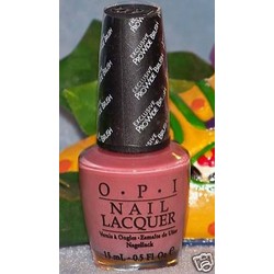 Лак OPI Kreme de la Kremlin (NL R61)