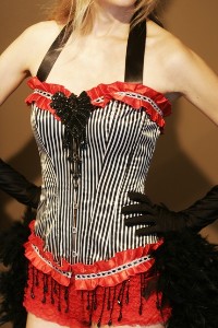 RINGLEADER - Burlesque Corset Costume red black white stripe