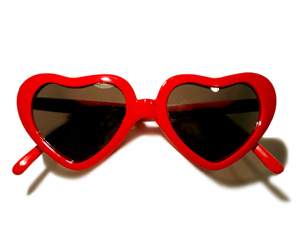 heart-shaped glasses