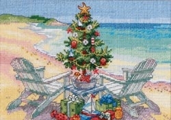 8832C Christmas On The Beach