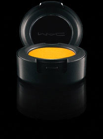 MAC Eye shadow Vivid bright yellow (Matte)