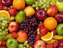 Дежурный гостинец: свежие фрукты, ягоды, овощи