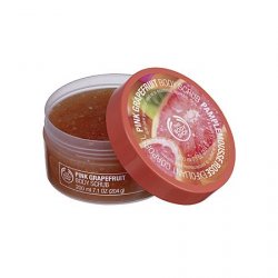 скраб для тела "розовый грейпфрут" the body shop