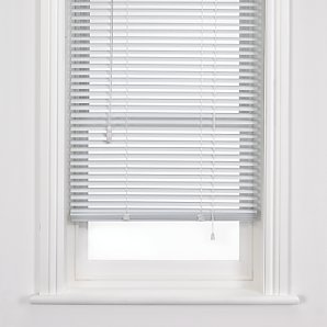 venetian blinds