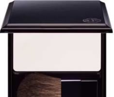 Luminizing Satin Face Color WT905