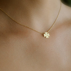 clover necklace
