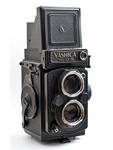 Yashica Mat 124G