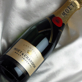 MOET & CHANDON IMPERIAL CHAMPAGNE