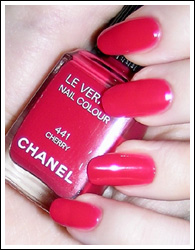 лак для ногтей Chanel #441 Cherry