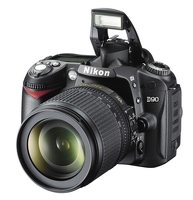 Цифровой зеркальный фотоаппарат NIKON D90 18-105 KIT