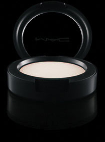 MAC Cream Colour Base-