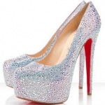 Туфли Christian Louboutin Daffodil со стразами