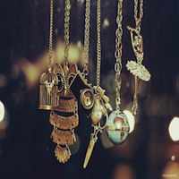 pendant necklaces