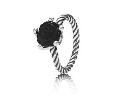 Ring Rose w/Onyx