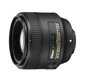 Nikon AF-S 85mm f/1.8G (или D) Nikkor