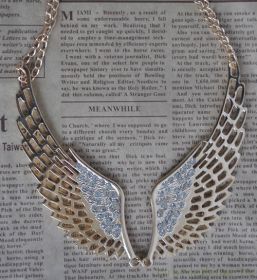 Wings necklace