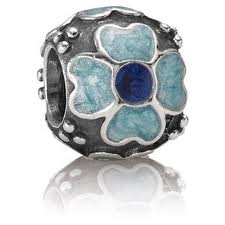 Pandora Blue Daisy