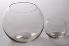прозрачная ваза из стекла