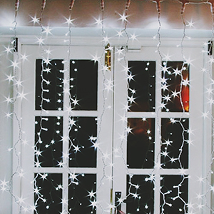 white garland for window