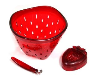 Joie Simply Strawberry 3-Piece Colander Set