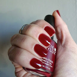 cnd vinylux bloodline