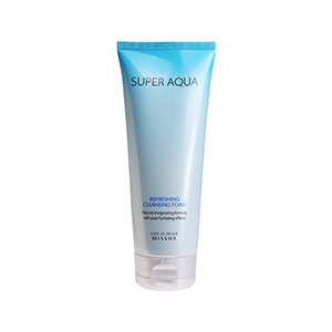 Очищающая пенка для лица "Super Aqua Refreshing Cleansing Foam" 200ml