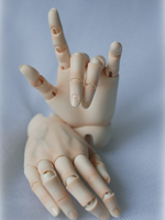 DK Jointed Hands - 70cm Boy - Short Nails