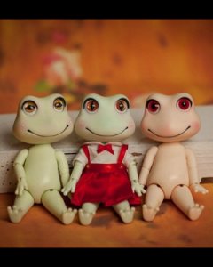 Doll Family-A - Frog (Green)