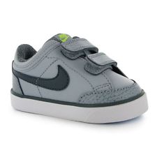 Nike capri trainers