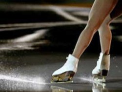 Научиться кататься задом на коньках