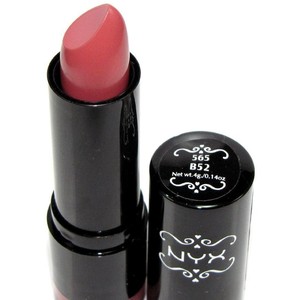 NYX Round lipstick B52