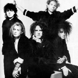 Мерч с The Cure