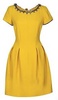 жёлтое платье