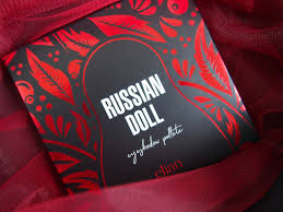 Палетка Russian Doll от Elian