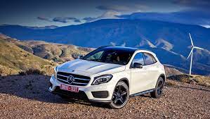 Mercedes-Benz GLA 200 Progressive