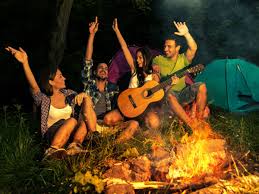 вечер у костра